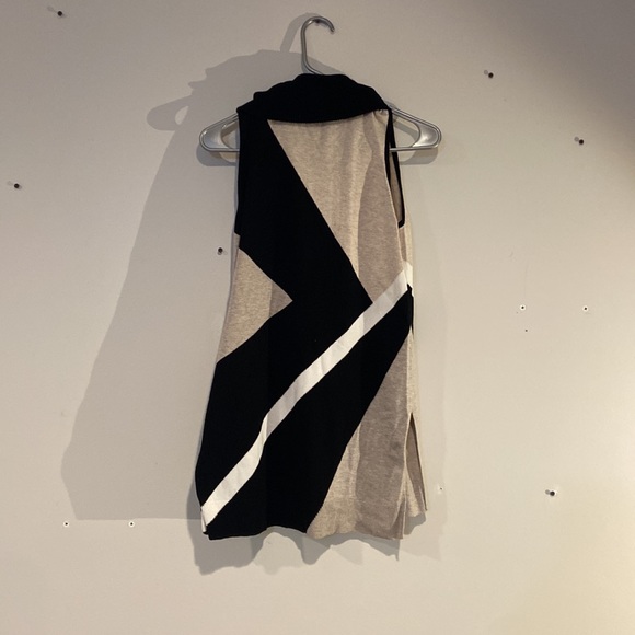 I.N.C. Cowl Neck Sleeveless Asymmetric Hem Tunic Sweater in Sz Medium - Picture 2 of 9